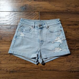 American Eagle crossover mom shorts light wash denim size 2